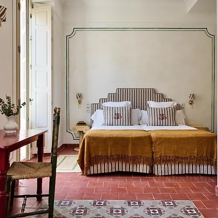 Cristine Bedfor Malaga Boutique Hotel-2